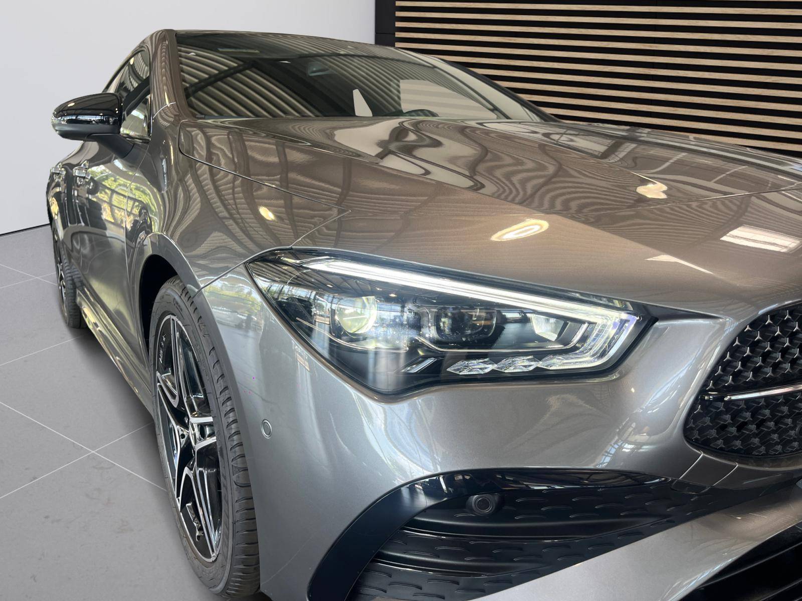 Image Mercedes-Benz CLA SHOOTING BRAKE CLA 200 Shooting Brake AMG Line  CLA 200 Shooting Brake AMG Line CLA 200 Shooting Brake AMG Line