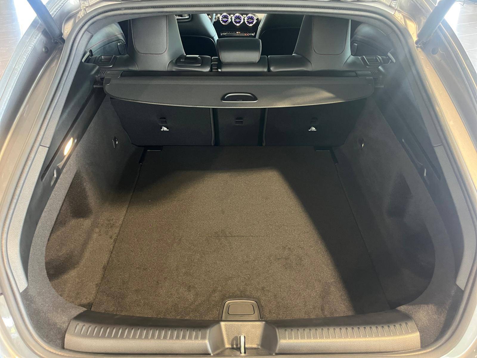 Image Mercedes-Benz CLA SHOOTING BRAKE CLA 200 Shooting Brake AMG Line  CLA 200 Shooting Brake AMG Line CLA 200 Shooting Brake AMG Line