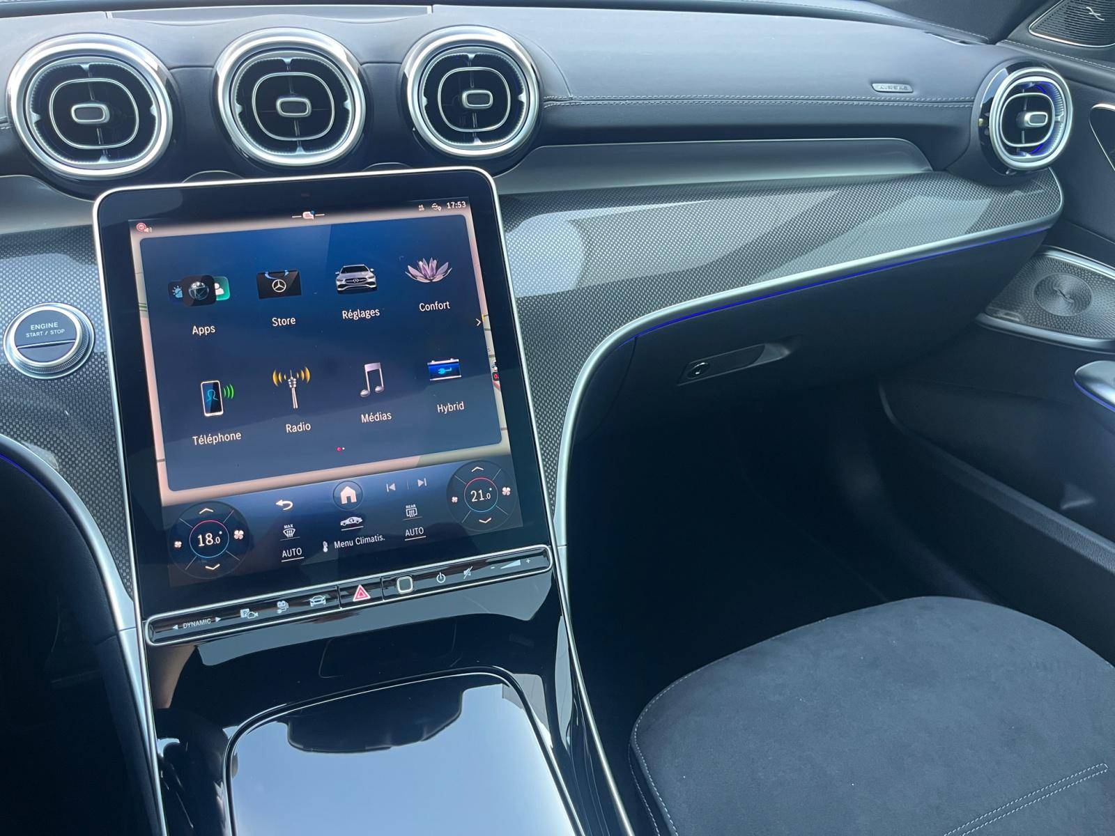 Image Mercedes-Benz CLASSE C BREAK Classe C 300 de Hybrid EQ Break AMG Line  Classe C 300 d e Hybrid EQ Break AMG Line Classe C 300 de Hybrid EQ Break AMG Line