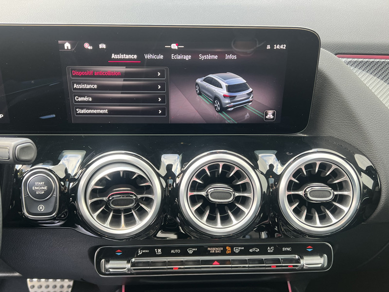 Image Mercedes-Benz GLA 200 d AMG Line AMG Line GLA 200 d 8G-DCT AMG Line 200 d AMG Line