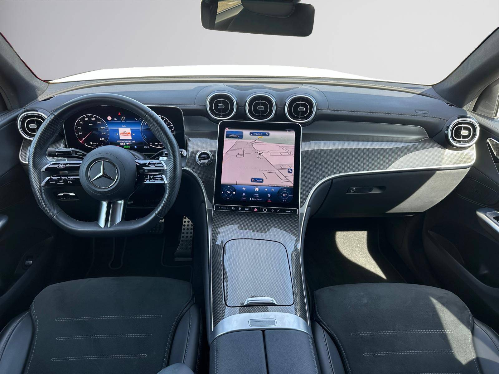 Image Mercedes-Benz GLC COUPÉ GLC 300 e Hybrid EQ 4MATIC Coupé AMG Line  GLC COUPE 300e AMG LINE 4MATIC GLC 300 e Hybrid EQ 4MATIC Coupé AMG Line