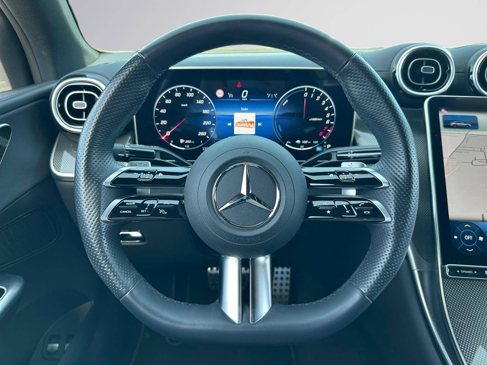 Image Mercedes-Benz GLC COUPÉ GLC 300 e Hybrid EQ 4MATIC Coupé AMG Line  GLC COUPE 300e AMG LINE 4MATIC GLC 300 e Hybrid EQ 4MATIC Coupé AMG Line