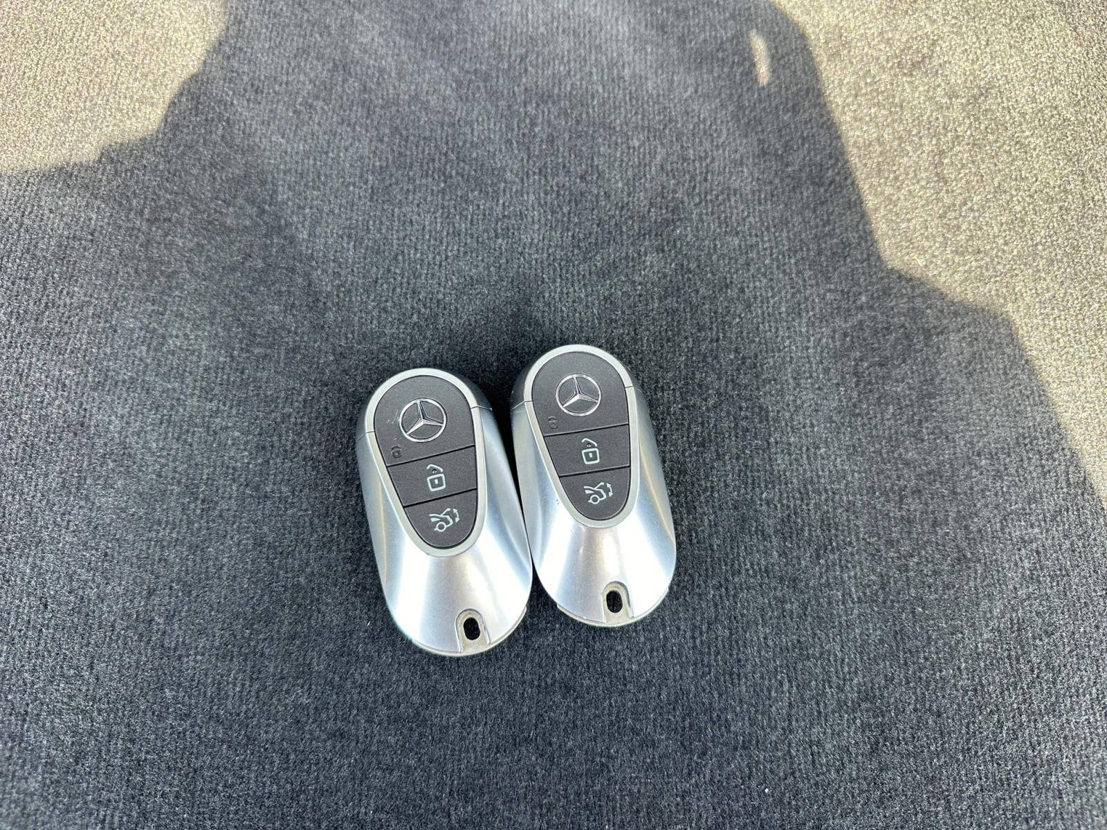 Image Mercedes-Benz GLC COUPÉ GLC 300 e Hybrid EQ 4MATIC Coupé AMG Line  GLC COUPE 300e AMG LINE 4MATIC GLC 300 e Hybrid EQ 4MATIC Coupé AMG Line