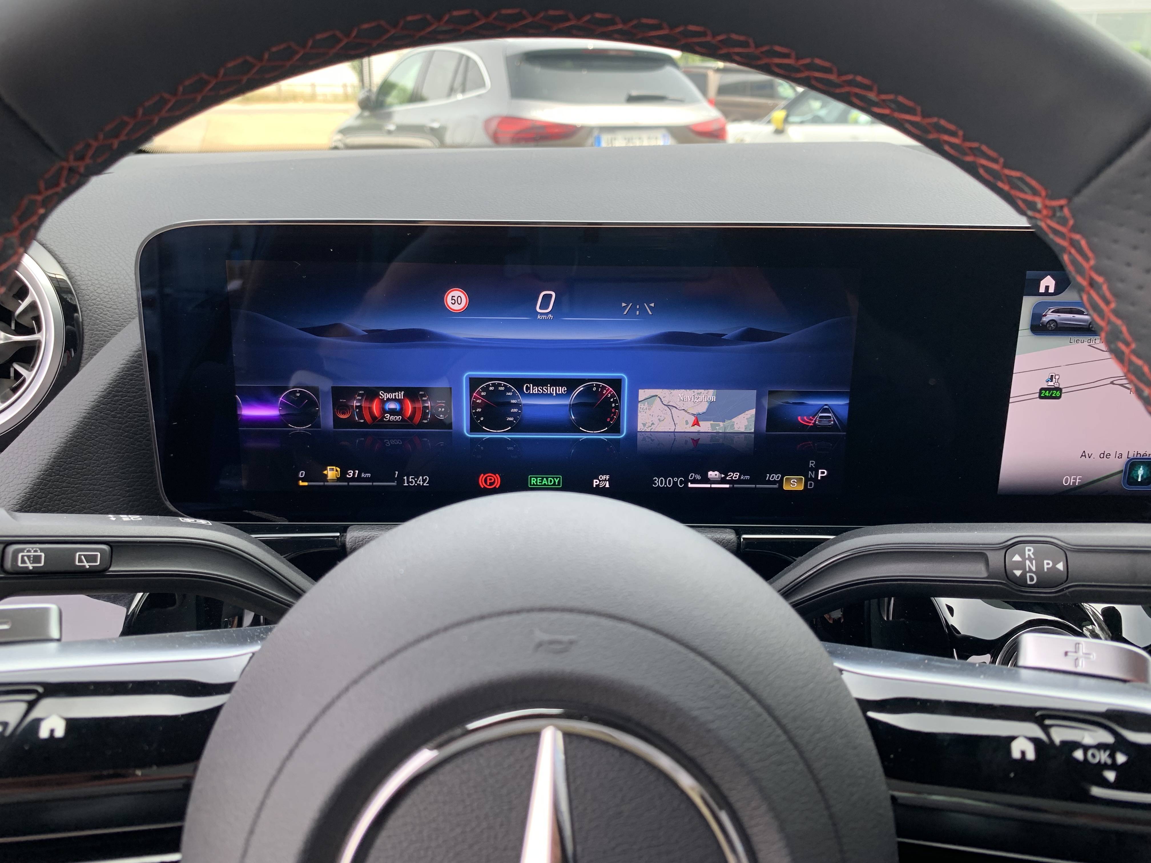 Image Mercedes-Benz CLASSE B 250 e AMG Line  Classe B 250 e Hybrid EQ AMG Line 250 e AMG Line
