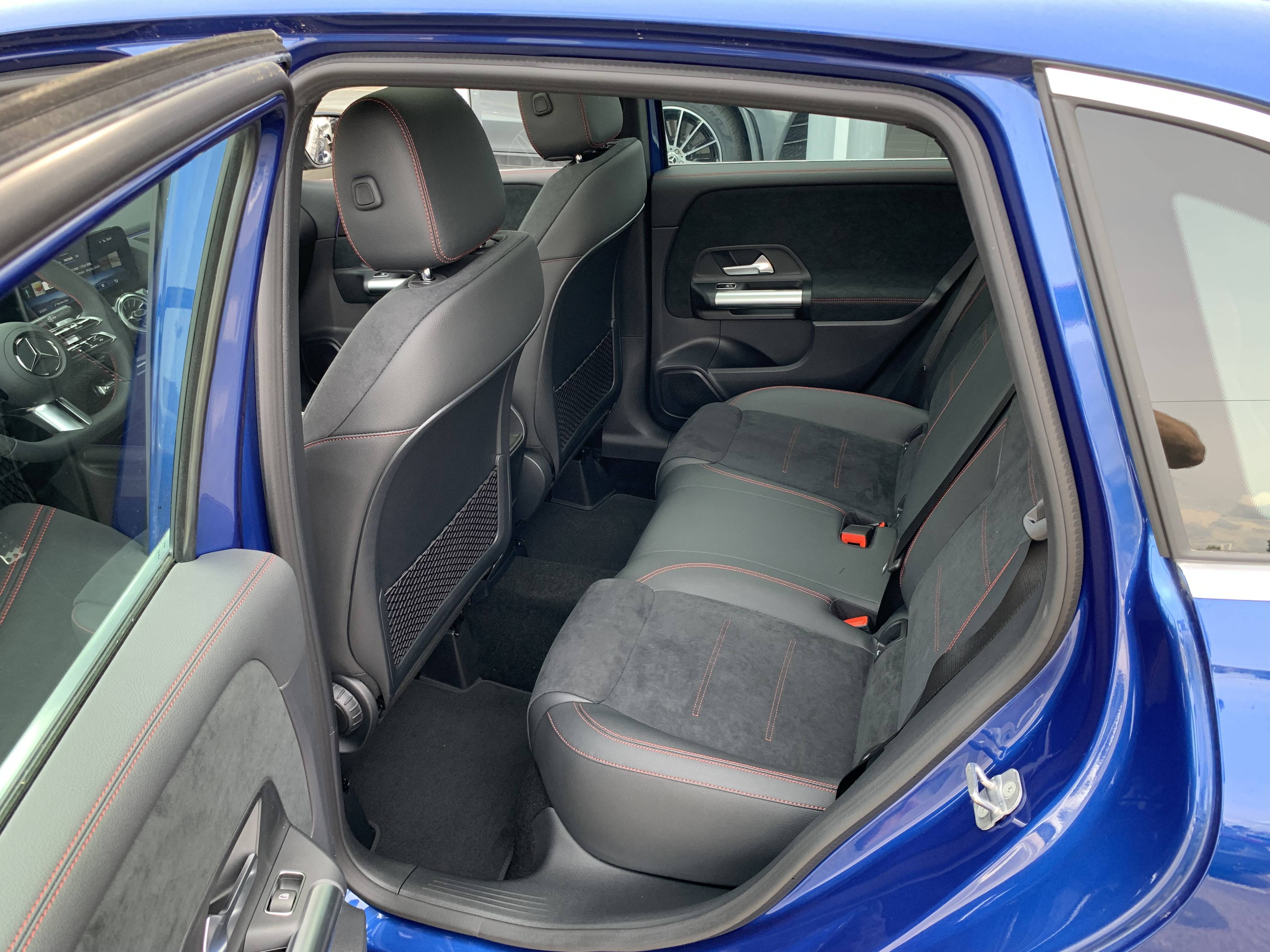 Image Mercedes-Benz CLASSE B 250 e AMG Line  Classe B 250 e Hybrid EQ AMG Line 250 e AMG Line