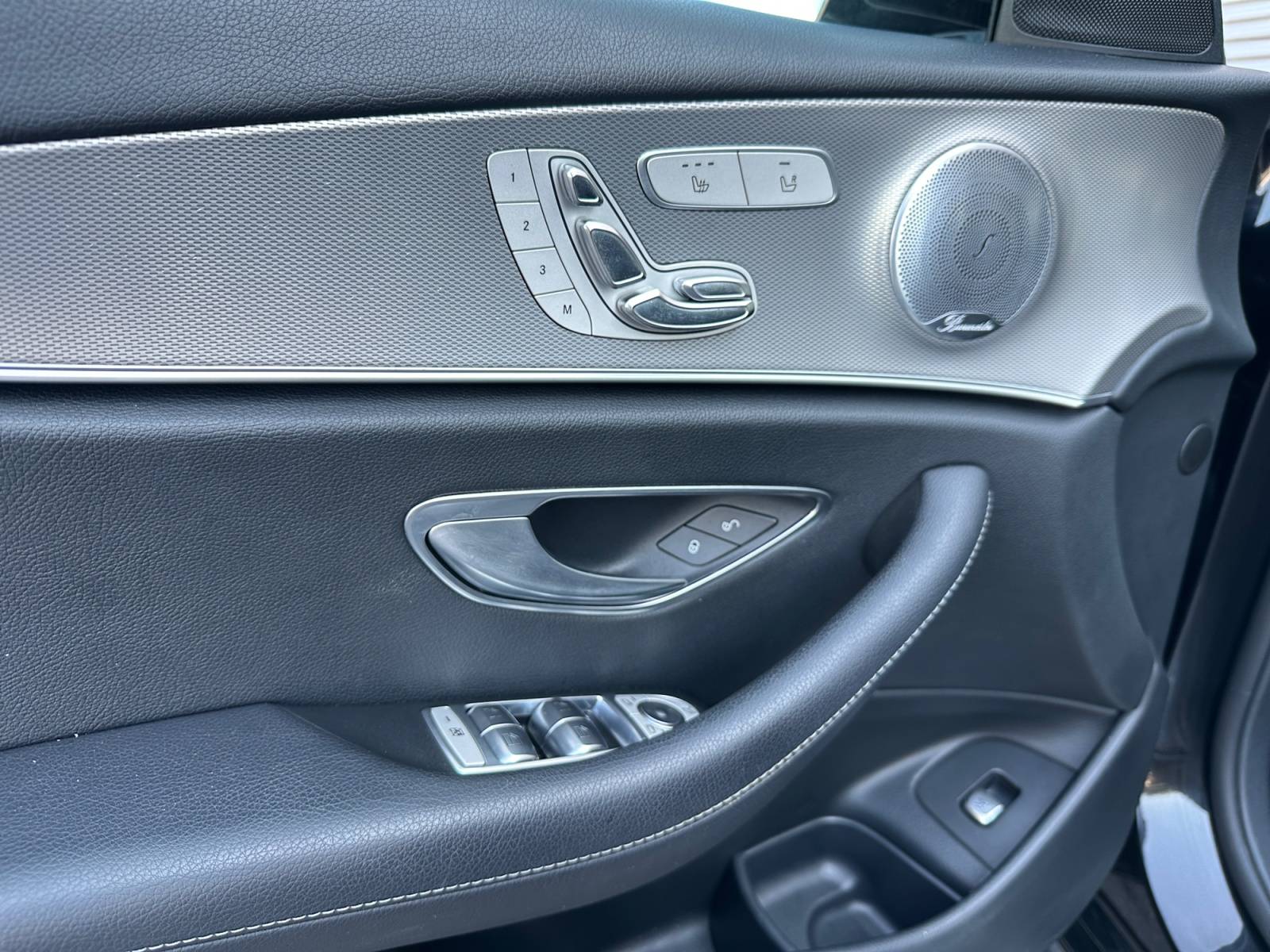 Image Mercedes-Benz CLASSE E BERLINE E 400 d 4MATIC Berline Fascination  E 400 d 4MATIC Berline Fascination E 400 d 4MATIC Berline Fascination