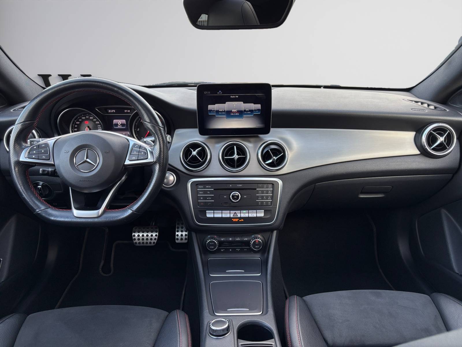 Image Mercedes-Benz CLA SHOOTING BRAKE CLA 200 d SB Fascination  CLA Shooting Brake 200 d Fascination CLA 200 d SB Fascination