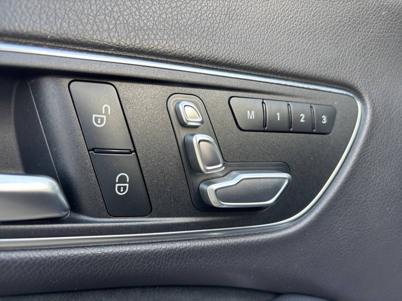 Image Mercedes-Benz CLA SHOOTING BRAKE CLA 200 d SB Fascination  CLA Shooting Brake 200 d Fascination CLA 200 d SB Fascination