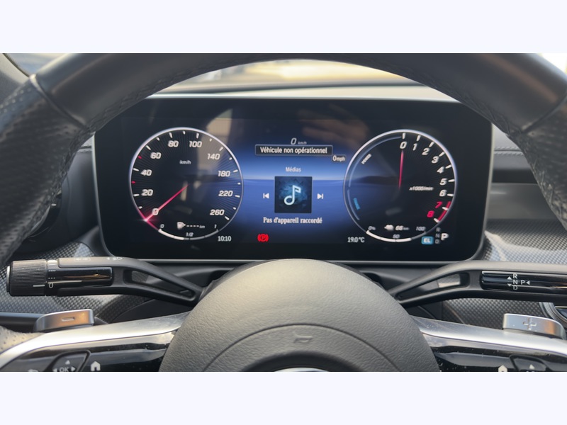 Image Mercedes-Benz CLASSE C BERLINE Classe C 300 e Hybrid EQ Berline AMG Line  Classe C 300 e 4MATIC Berline AMG line Classe C 300 e Hybrid EQ Berline AMG Line