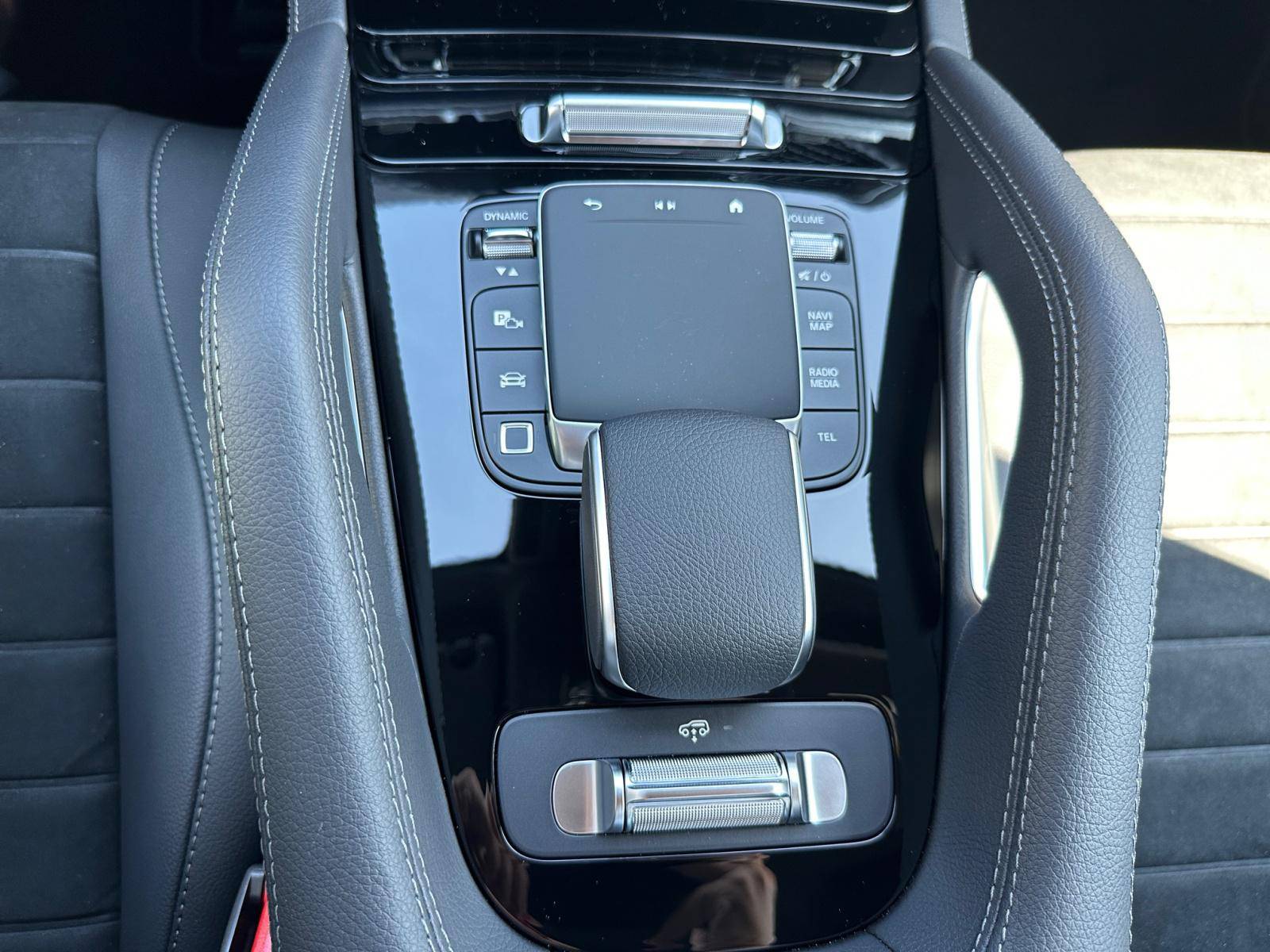 Image Mercedes-Benz GLE 350 de Hybrid EQ 4MATIC AMG Line  GLE 350 de Hybrid EQ 4MATIC AMG Line 350 de Hybrid EQ 4MATIC AMG Line