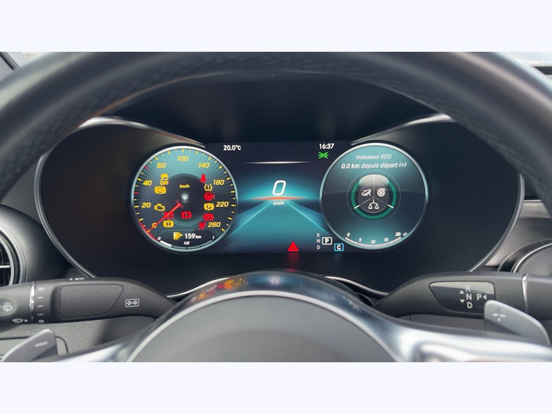 Image Mercedes-Benz GLC COUPÉ GLC 220 d 4MATIC Coupé AMG Line Launch Edition   GLC 220 d 4MATIC Coupé AMG Line Launch Edition