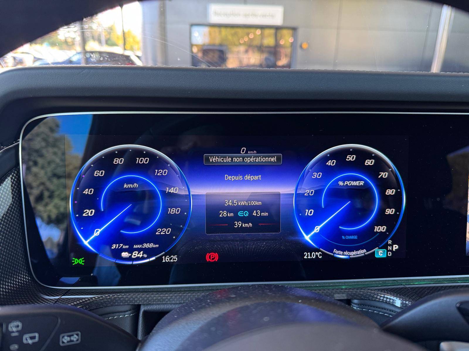 Image Mercedes-Benz CLASSE G G 580 avec technologie EQ AMG Line  G 580 avec technologie EQ AMG Line G 580 avec technologie EQ AMG Line