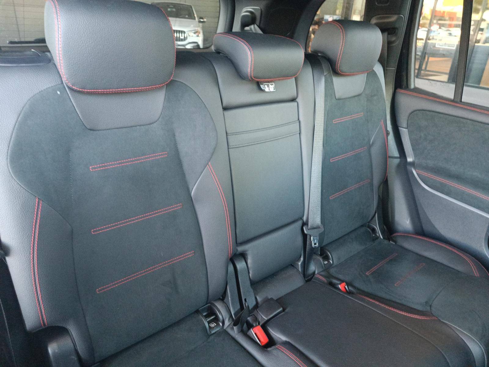 Image Mercedes-Benz GLB 200 d AMG Line  GLB 200 d AMG Line 200 d AMG Line