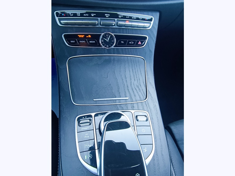 Image Mercedes-Benz CLASSE E COUPÉ E 220 d Coupé Sportline   E 220 d Coupé Sportline