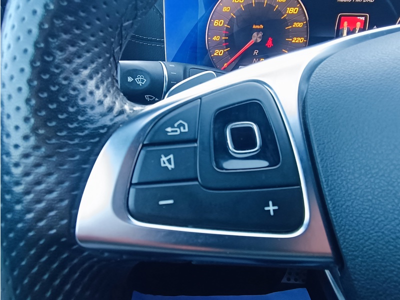 Image Mercedes-Benz CLASSE E COUPÉ E 220 d Coupé Sportline   E 220 d Coupé Sportline