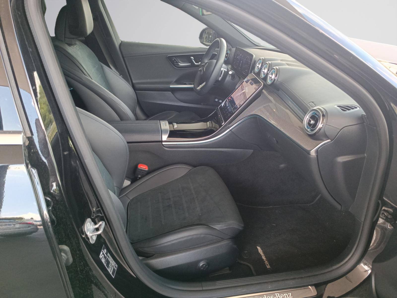 Image Mercedes-Benz CLASSE C BERLINE Classe C 300 e Hybrid EQ Berline AMG Line  Classe C 300 e Hybrid EQ Berline AMG Line Classe C 300 e Hybrid EQ Berline AMG Line