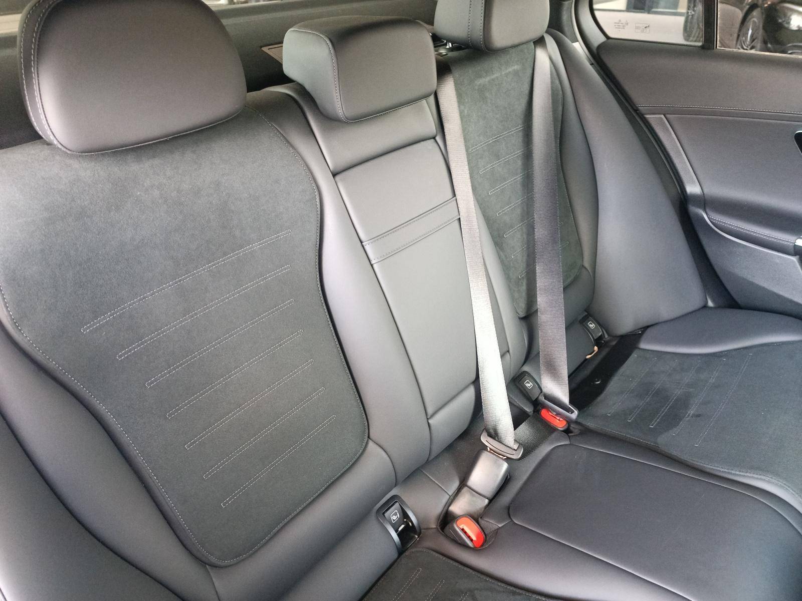 Image Mercedes-Benz CLASSE C BERLINE Classe C 300 e Hybrid EQ Berline AMG Line  Classe C 300 e Hybrid EQ Berline AMG Line Classe C 300 e Hybrid EQ Berline AMG Line