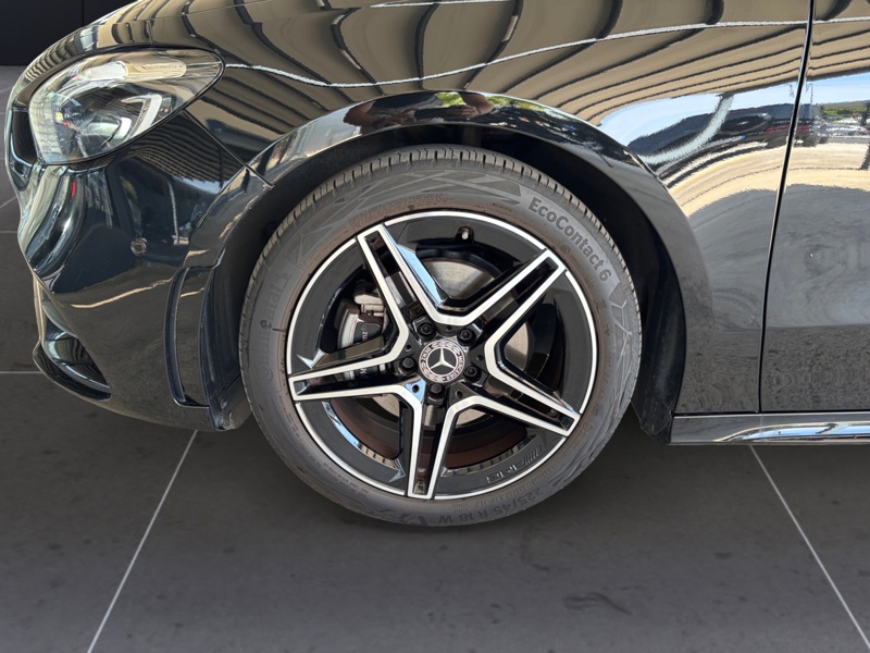 Photo Mercedes-Benz CLASSE B 200 AMG Line  Classe B 200 d AMG Line