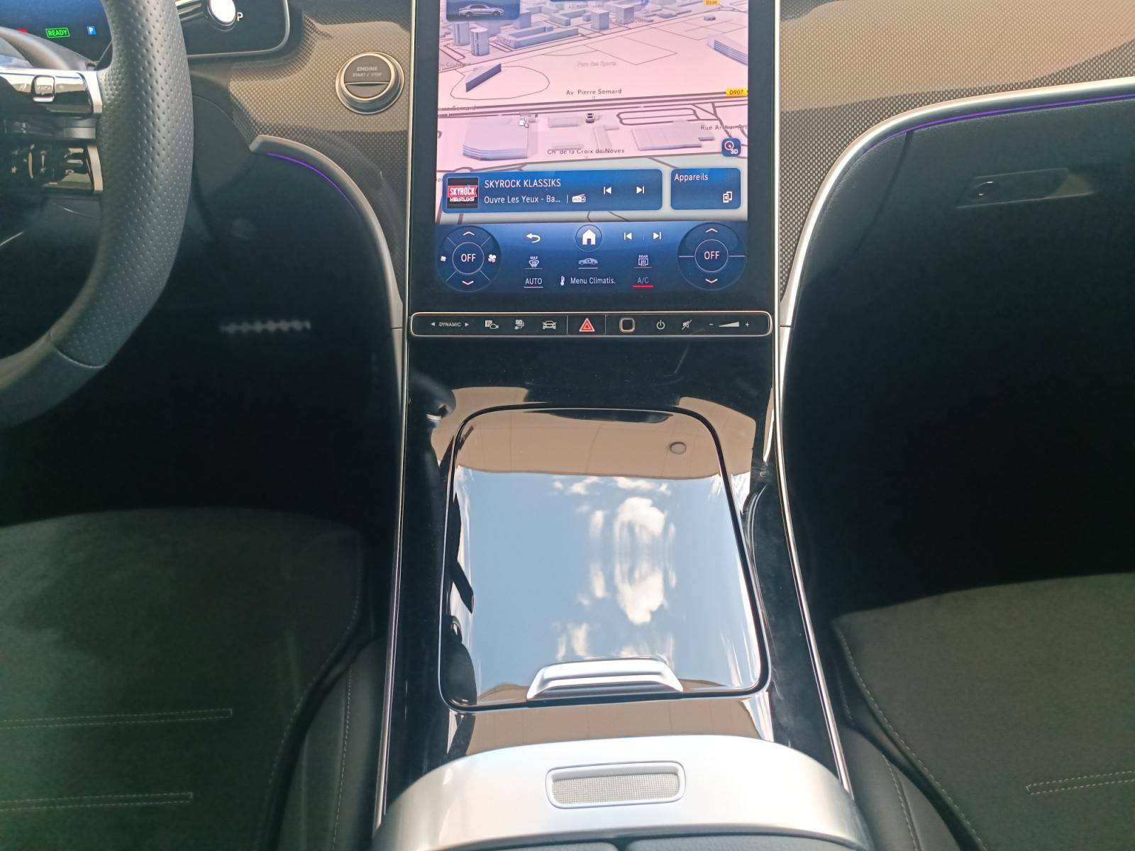 Image Mercedes-Benz CLASSE C BERLINE Classe C 300 e Hybrid EQ Berline AMG Line  Classe C 300 d e Hybrid EQ Berline AMG Line Classe C 300 e Hybrid EQ Berline AMG Line