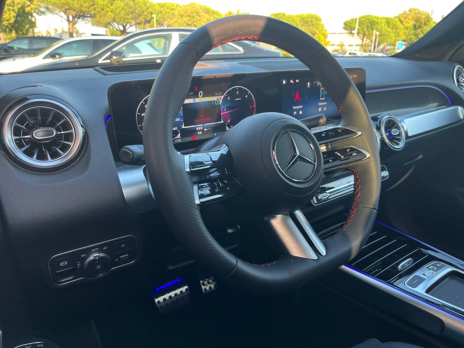 Image Mercedes-Benz GLB 200 d AMG Line  GLB 200 d AMG Line 200 d AMG Line