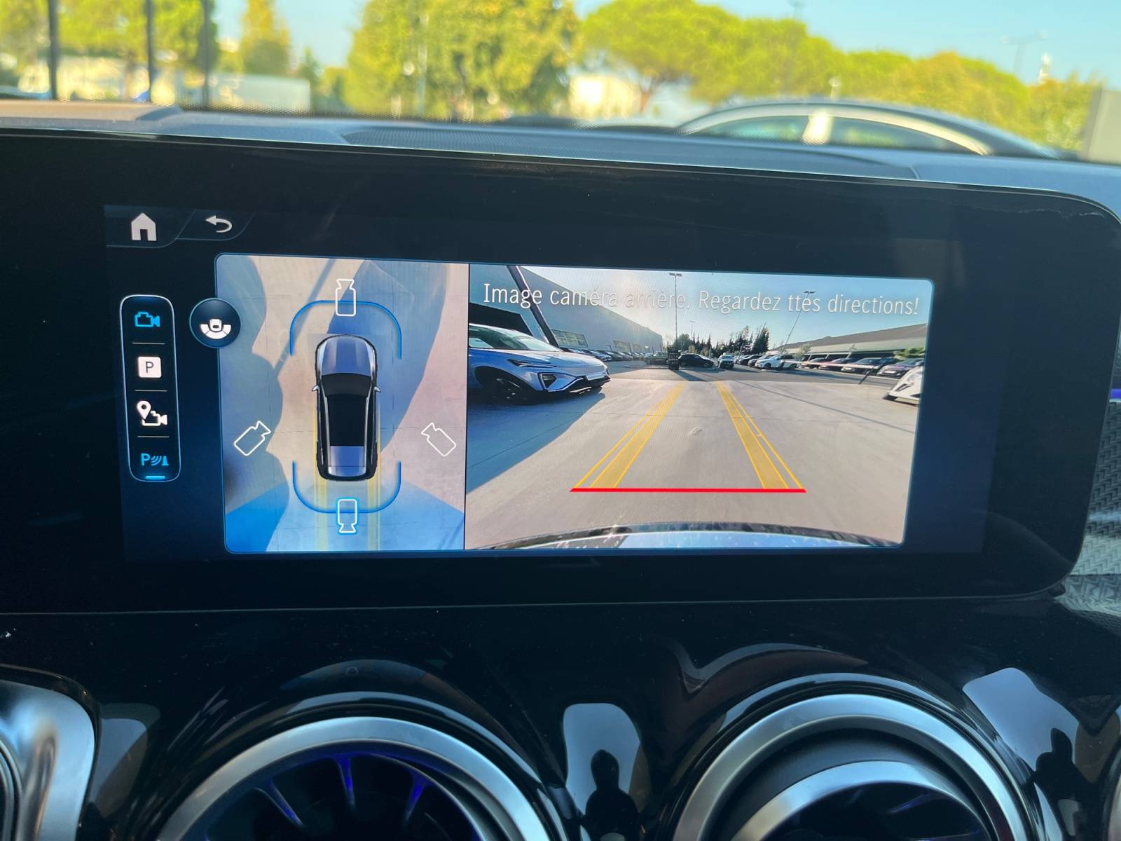 Image Mercedes-Benz GLB 200 d AMG Line  GLB 200 d AMG Line 200 d AMG Line