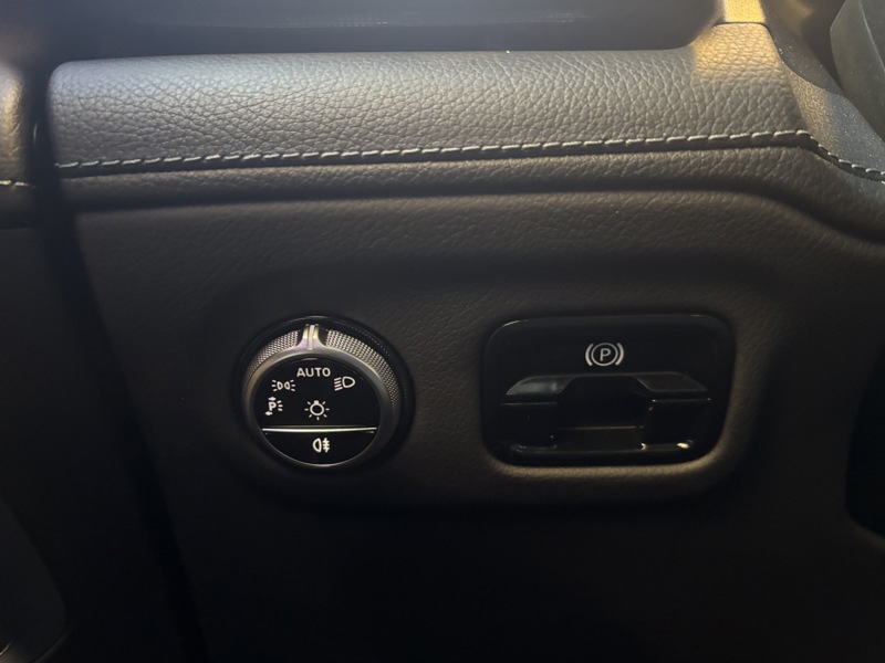 Image Mercedes-Benz EQE SUV EQE 500 4MATIC SUV Electric Art   EQE 500 4MATIC SUV Electric Art