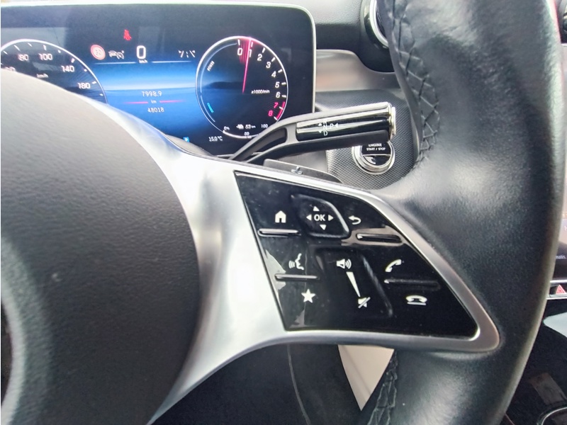 Image Mercedes-Benz GLC SUV GLC 300 e Hybrid EQ 4MATIC Business Line   GLC 300 e Hybrid EQ 4MATIC Business Line