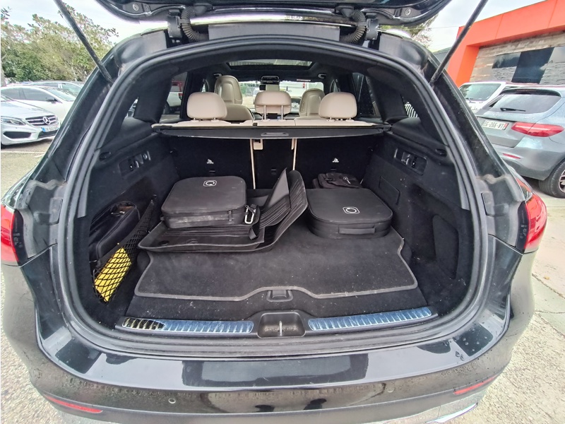 Image Mercedes-Benz GLC SUV GLC 300 e Hybrid EQ 4MATIC Business Line   GLC 300 e Hybrid EQ 4MATIC Business Line