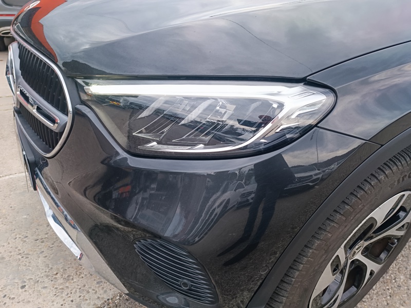 Image Mercedes-Benz GLC SUV GLC 300 e Hybrid EQ 4MATIC Business Line   GLC 300 e Hybrid EQ 4MATIC Business Line