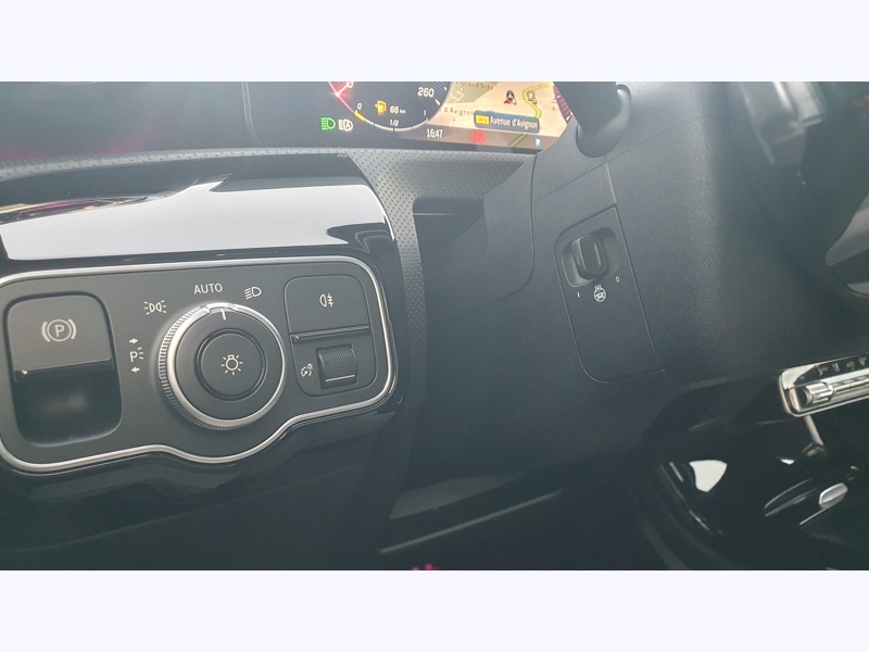 Image Mercedes-Benz CLASSE A 200 d Berline AMG Line   200 d Berline AMG Line