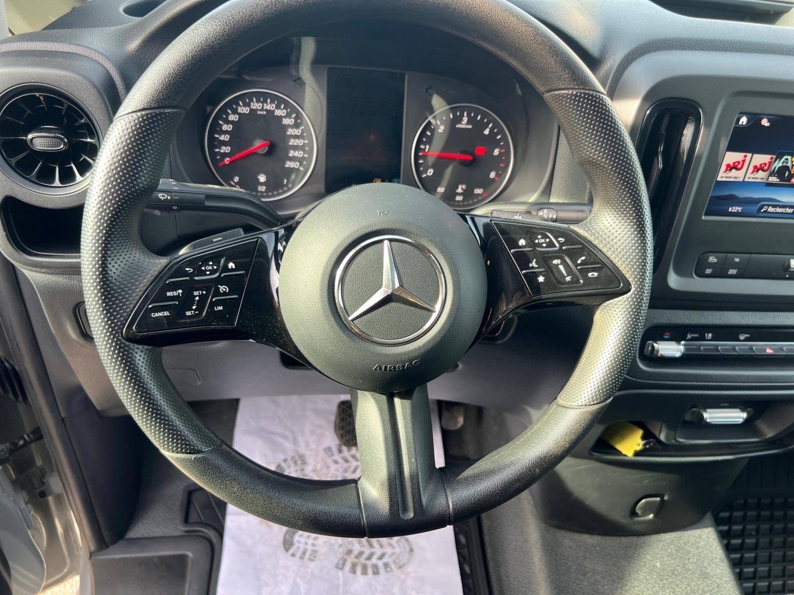 Image Mercedes-Benz VITO LONG 114 CDI Fourgon LG PRO  VITO FOURGON 114 CDI LONG BVA RWD PRO 114 CDI Fourgon LG PRO