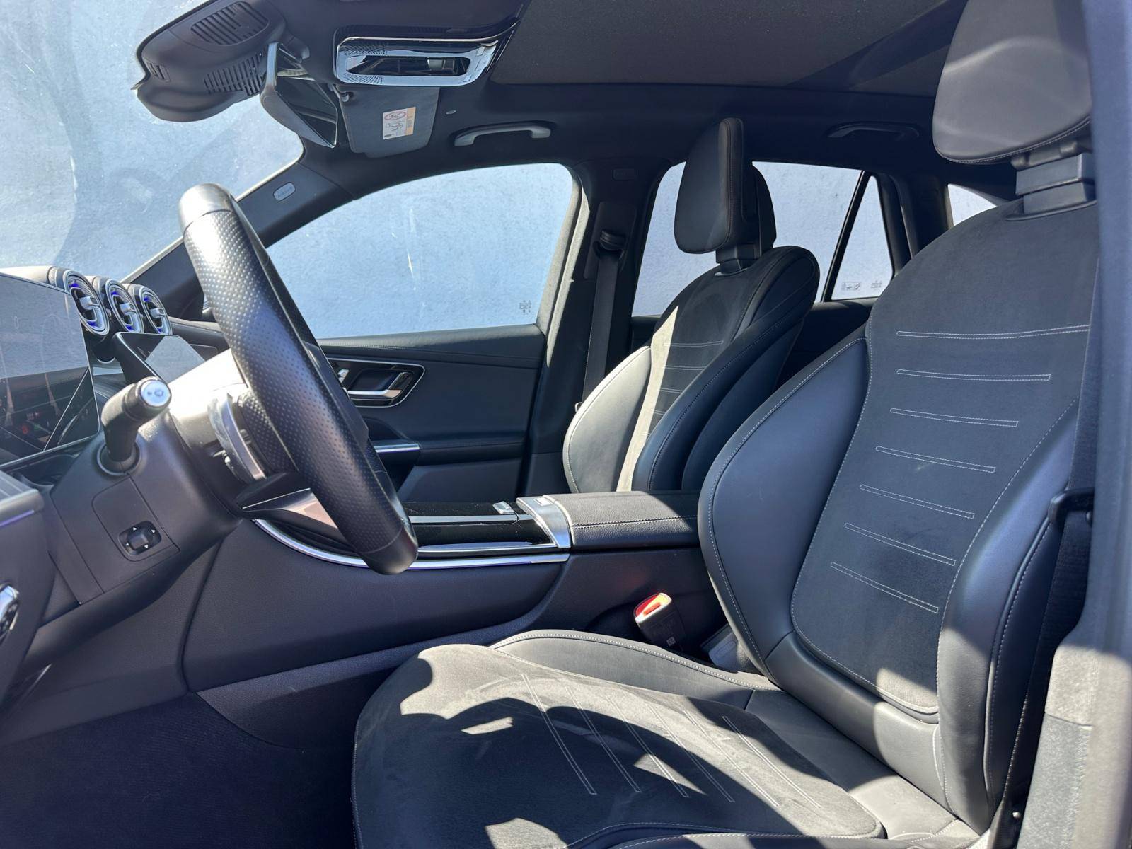 Image Mercedes-Benz GLC SUV GLC 300 de Hybrid EQ 4MATIC AMG Line  GLC 300 de 9G-Tronic 4Matic AMG Line GLC 300 de Hybrid EQ 4MATIC AMG Line