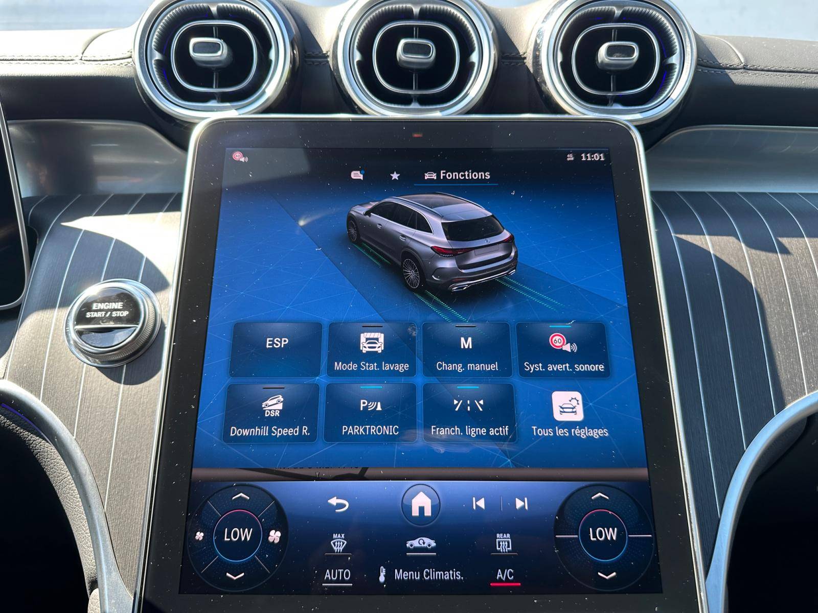 Image Mercedes-Benz GLC SUV GLC 300 de Hybrid EQ 4MATIC AMG Line  GLC 300 de 9G-Tronic 4Matic AMG Line GLC 300 de Hybrid EQ 4MATIC AMG Line