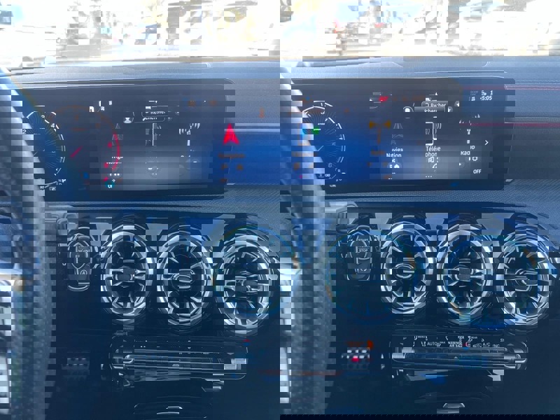 Image Mercedes-Benz CLA SHOOTING BRAKE CLA 200 d Shooting Brake AMG Line  CLA 200 d Shooting Brake AMG Line CLA 200 d Shooting Brake AMG Line