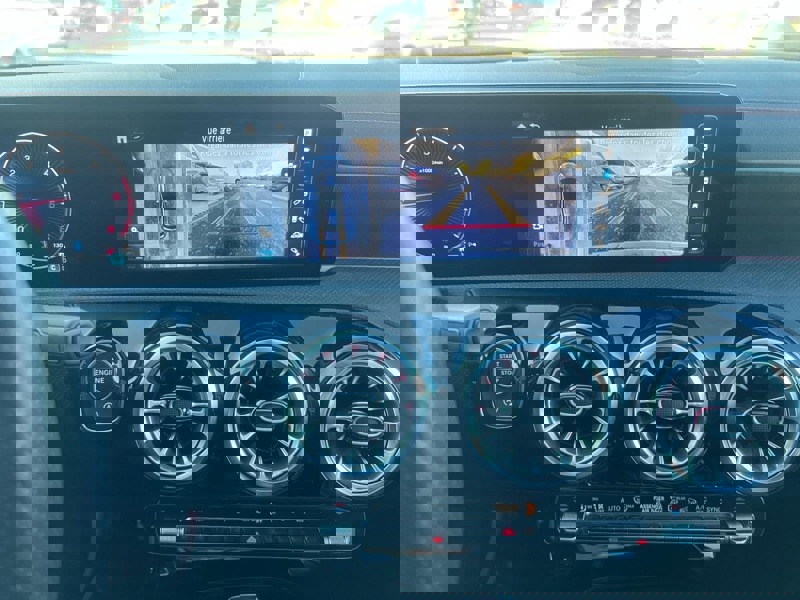 Image Mercedes-Benz CLA SHOOTING BRAKE CLA 200 d Shooting Brake AMG Line  CLA 200 d Shooting Brake AMG Line CLA 200 d Shooting Brake AMG Line