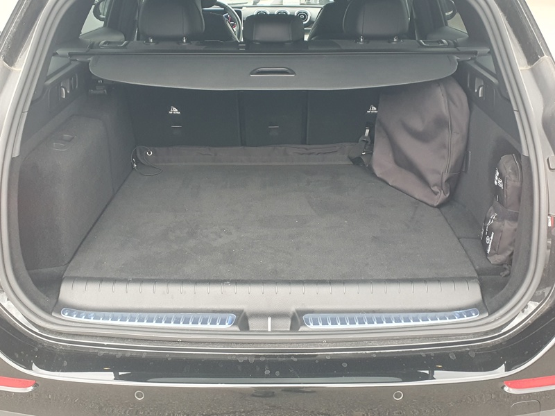 Image Mercedes-Benz CLASSE C BREAK Classe C 300 e Break AMG line  Classe C 300 e Hybrid EQ Break AMG Line Classe C 300 e Break AMG line