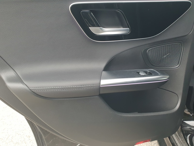 Image Mercedes-Benz CLASSE C BREAK Classe C 300 e Break AMG line  Classe C 300 e Hybrid EQ Break AMG Line Classe C 300 e Break AMG line